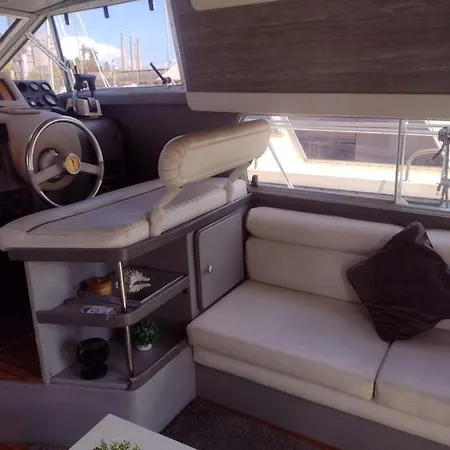 Yach Boat Experience